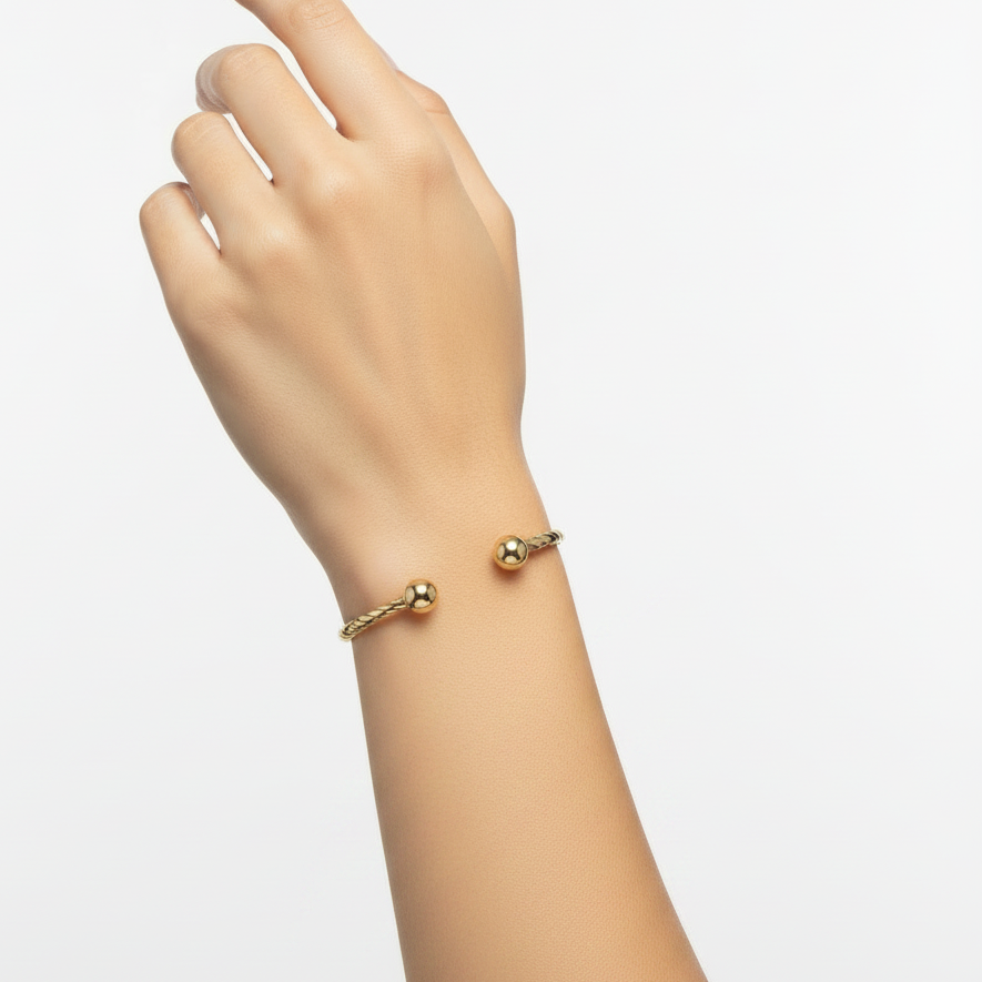 9ct Yellow Gold 7"/17.50cm Plaited Solid Torque Bangle - 7.20g