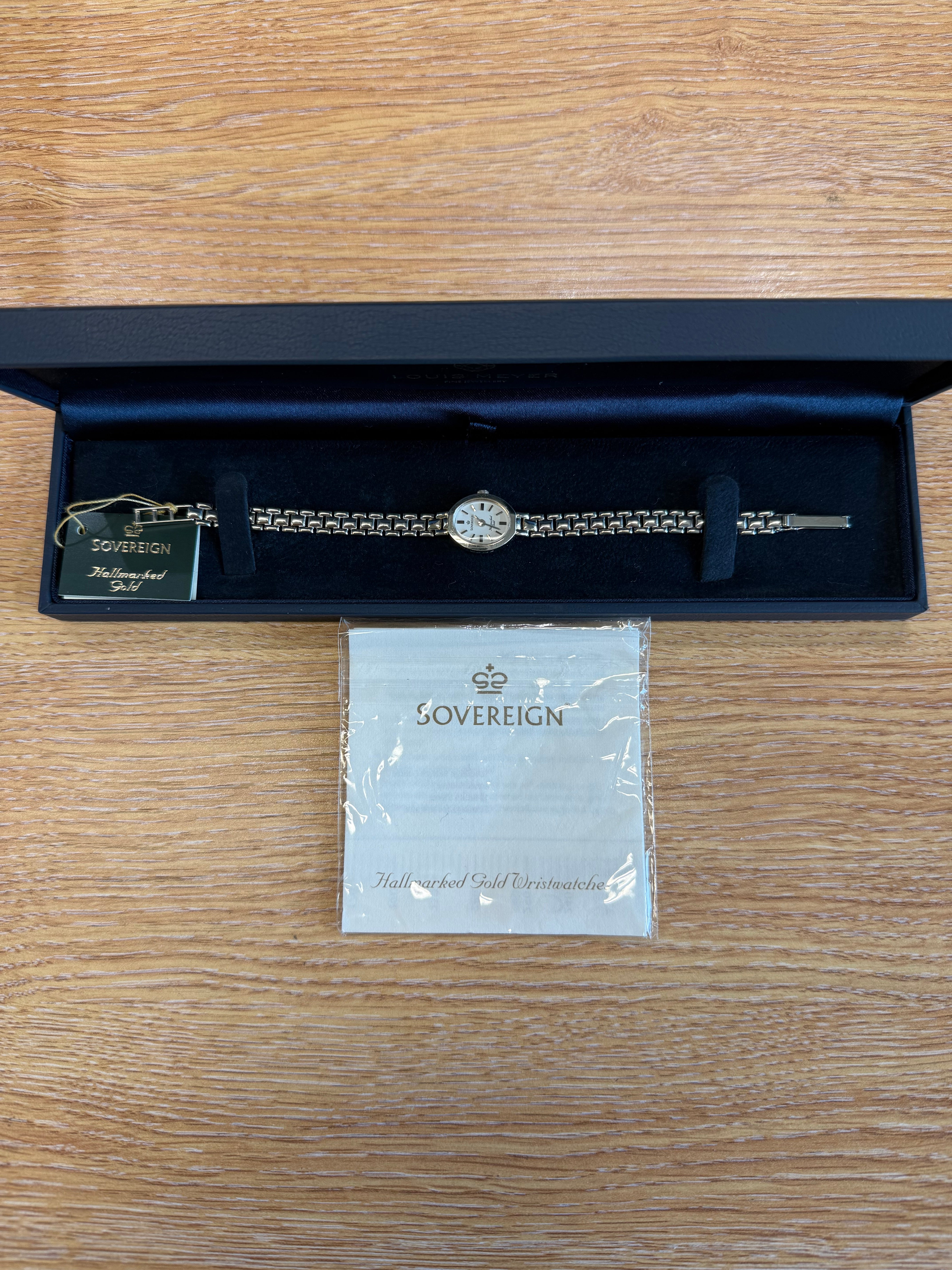 SOVEREIGN 9ct White Gold Ladies Bracelet Watch
