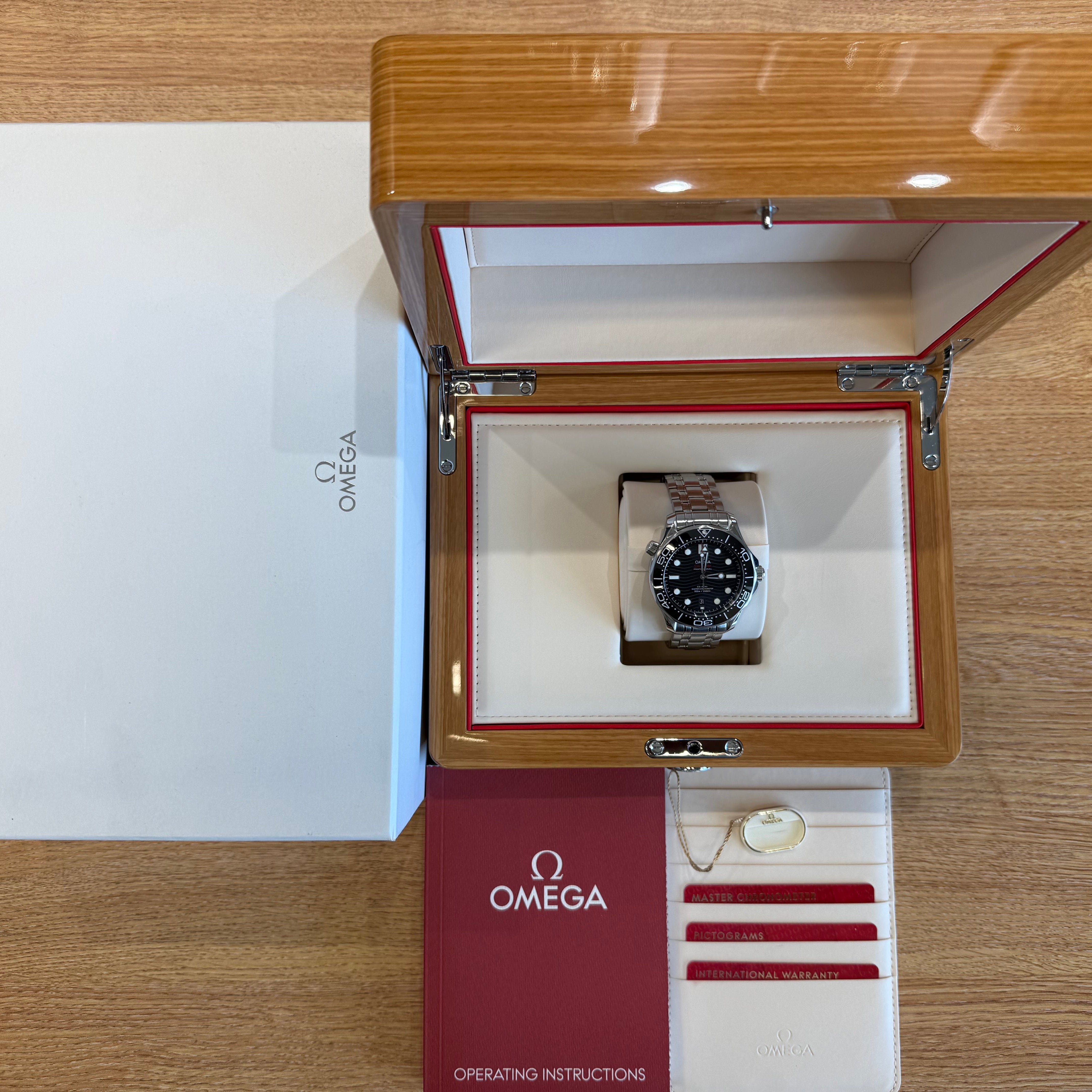 OMEGA Seamaster 300M Diver Co Axial Automatic 2021 Full Set Watch 210.30.42.20.01.001