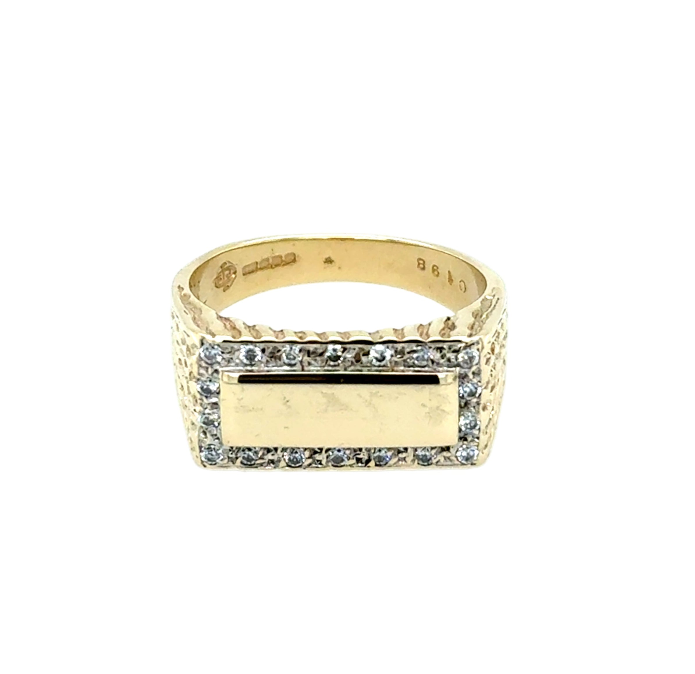 9ct Yellow Gold Rectangular Stone Set CZ Signet Ring Size T