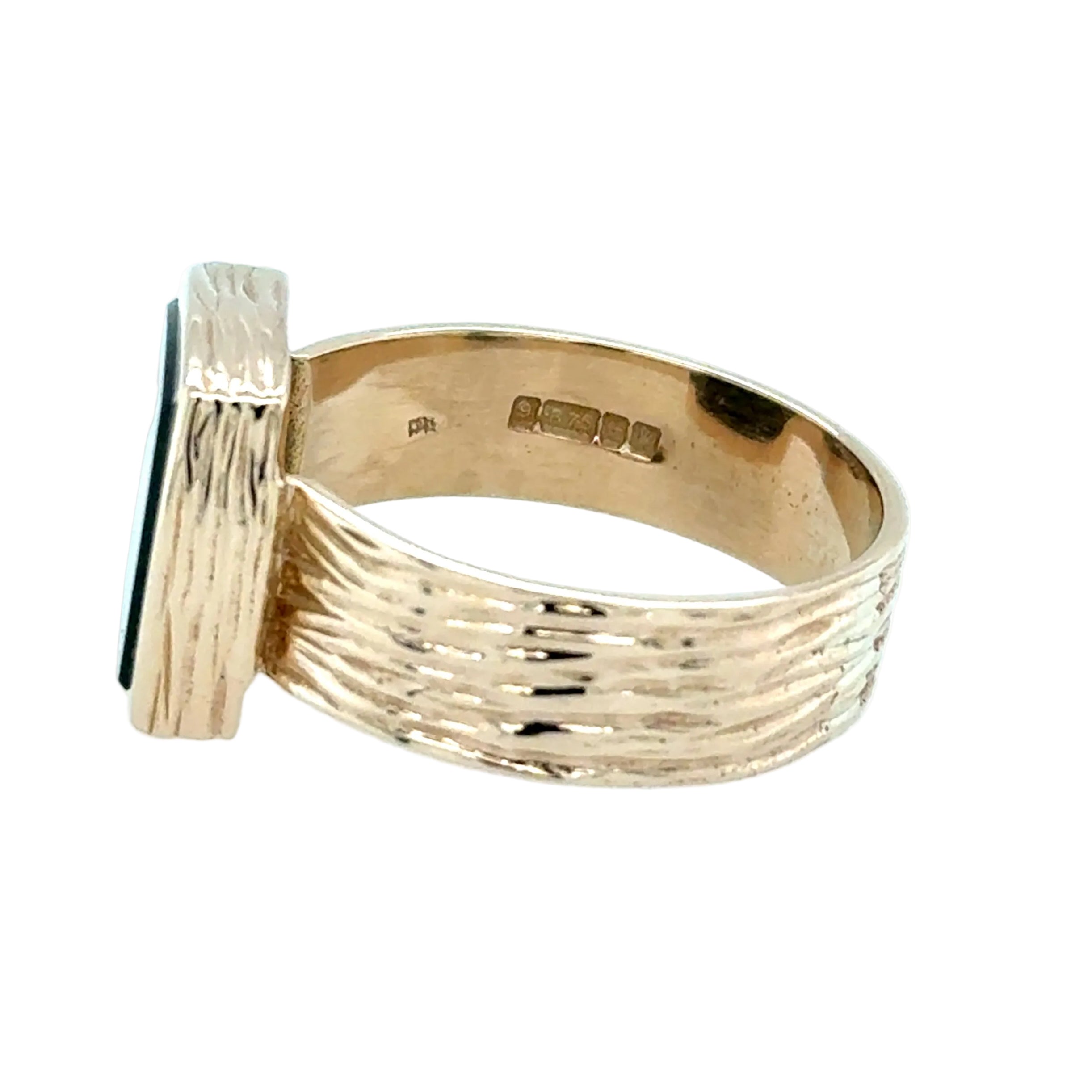 9ct Yellow Gold Bloodstone Signet Ring Bark Effect Detail Size Y