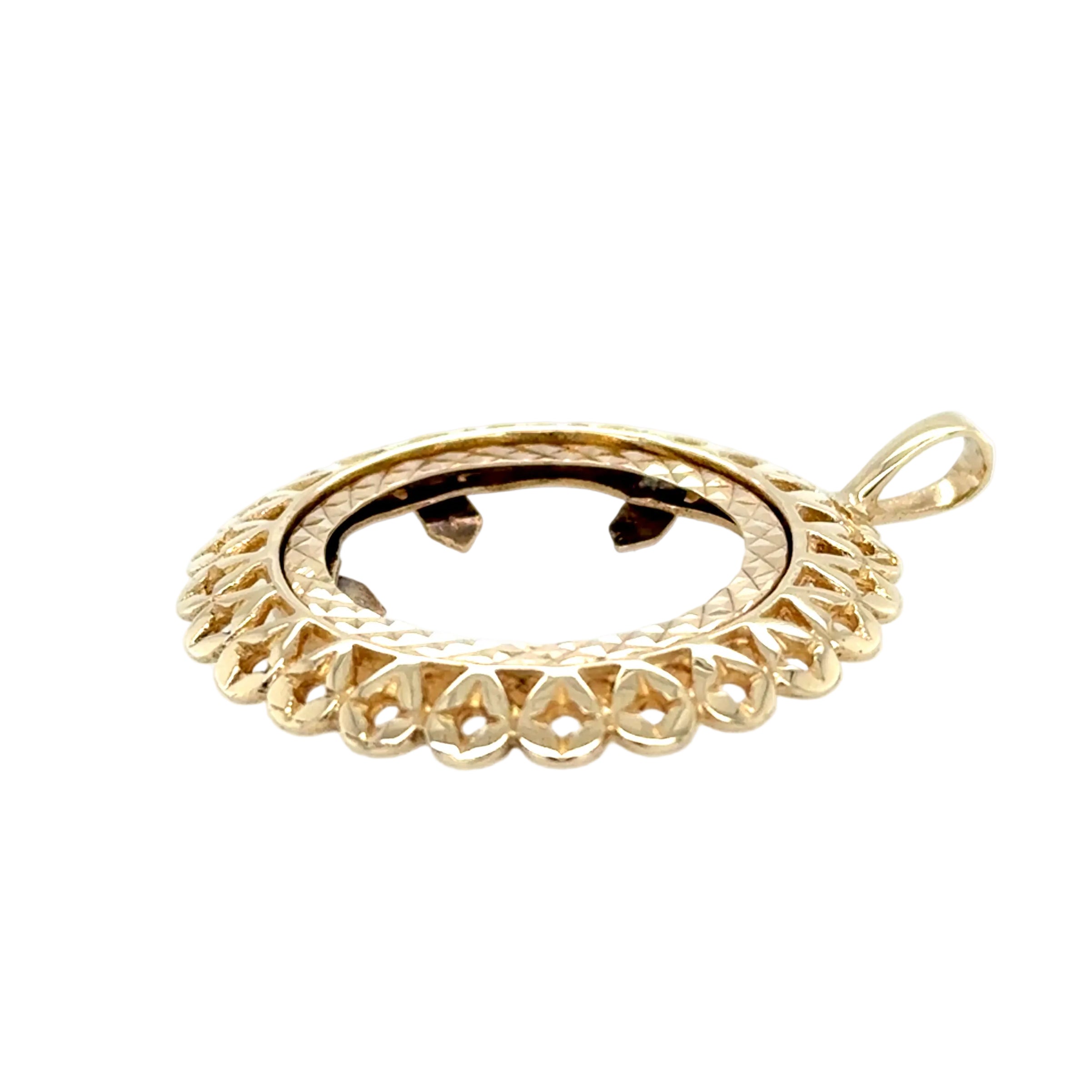 9ct Yellow Gold Half Sovereign Wreath Pendant Mount London 1975