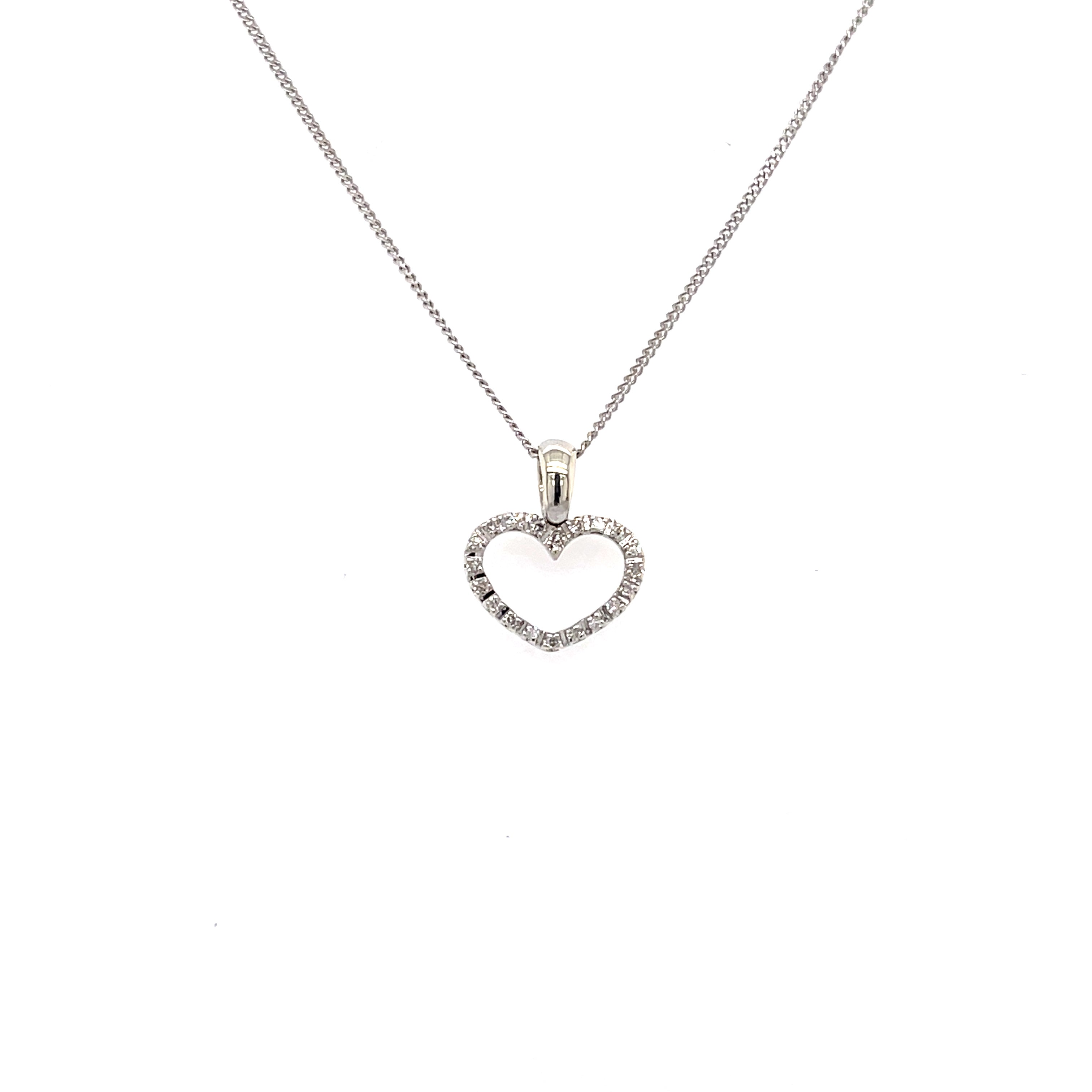 9ct White Gold 0.20ct Diamond Heart Pendant & 18" Chain