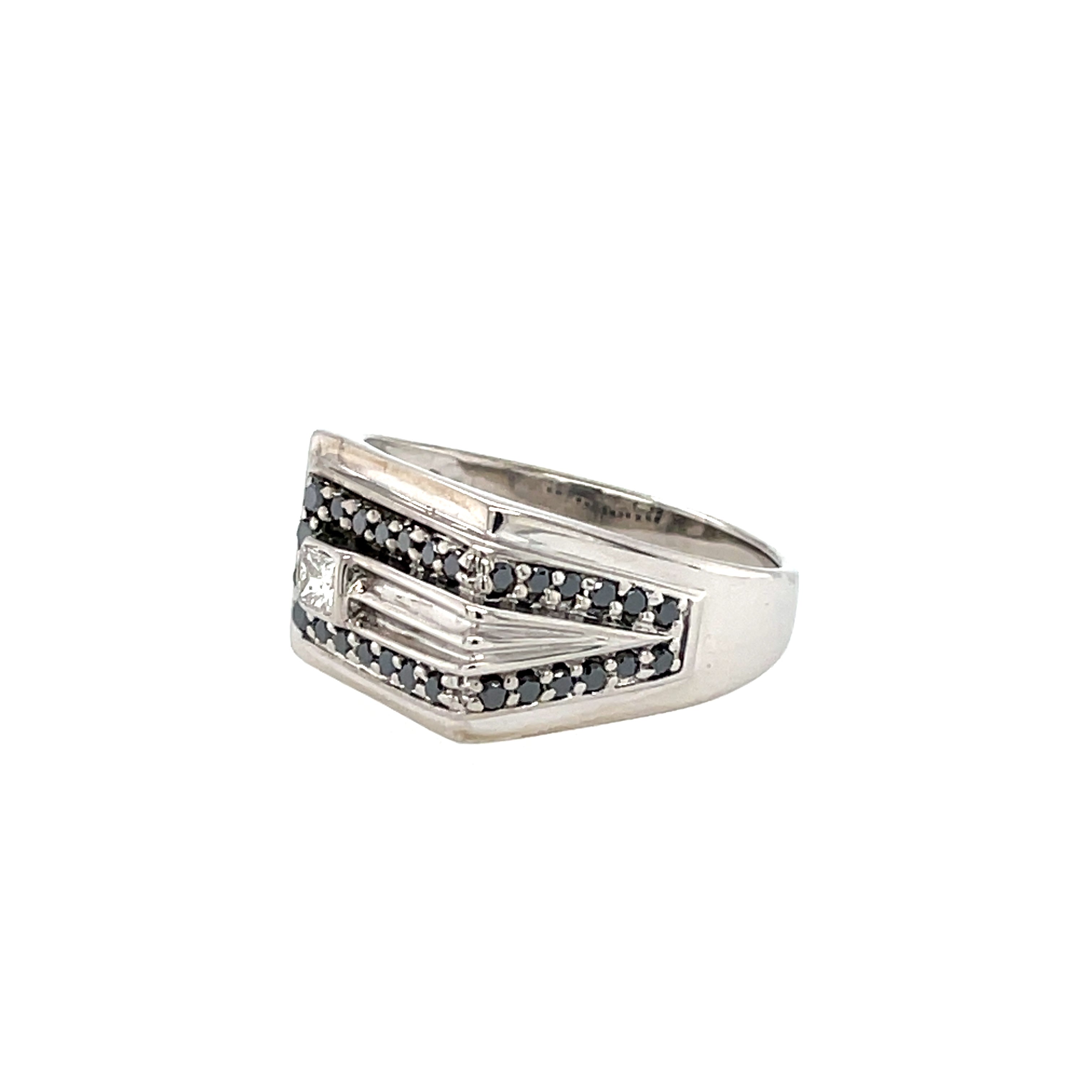 9ct White Gold Black & White Diamond Unisex Signet Ring